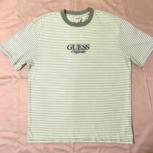 GUESS T SHIRT
